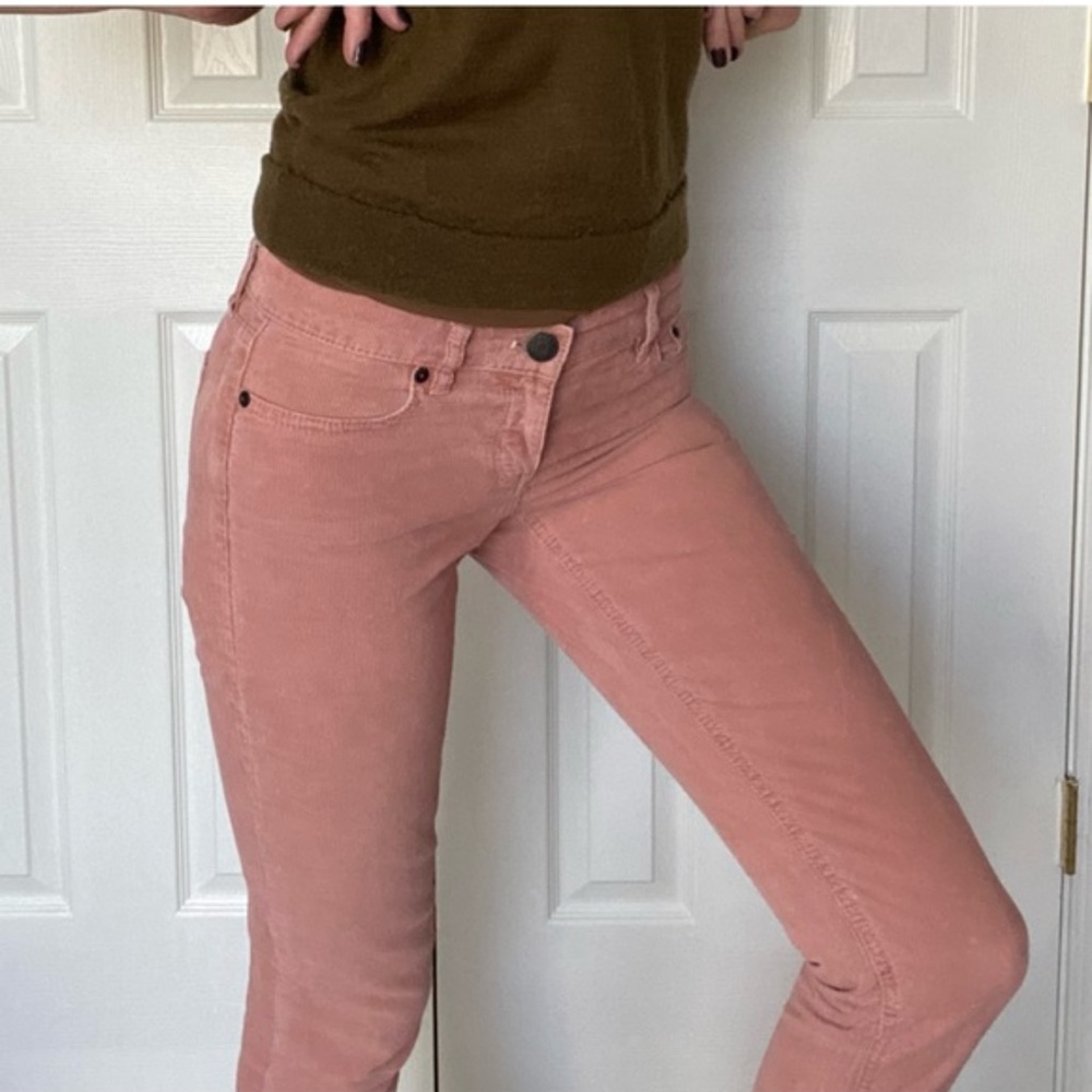 J. Crew pink corduroy city fit jeans size 29s‎ (561)
